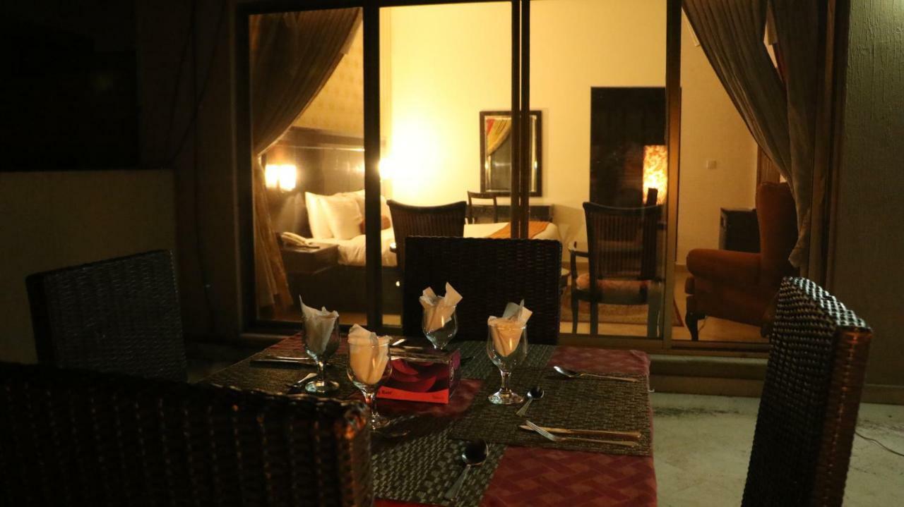 The Royal Manor Bed & Breakfast Islamabad Luaran gambar